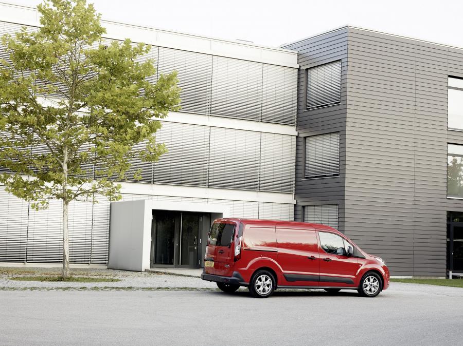  Ford Transit Connect LWB 2015 года  (фото 8 из 16)